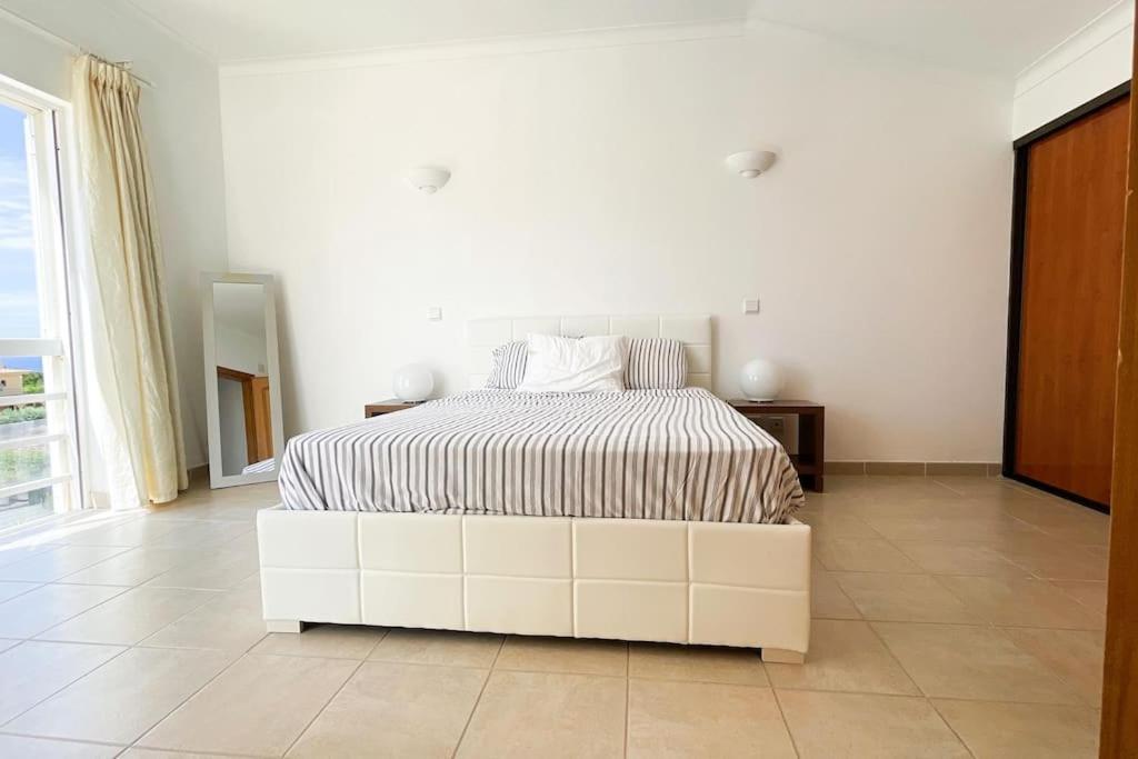 הוילה אלבופיירה Gale Premium House - Pet Friendly מראה חיצוני תמונה